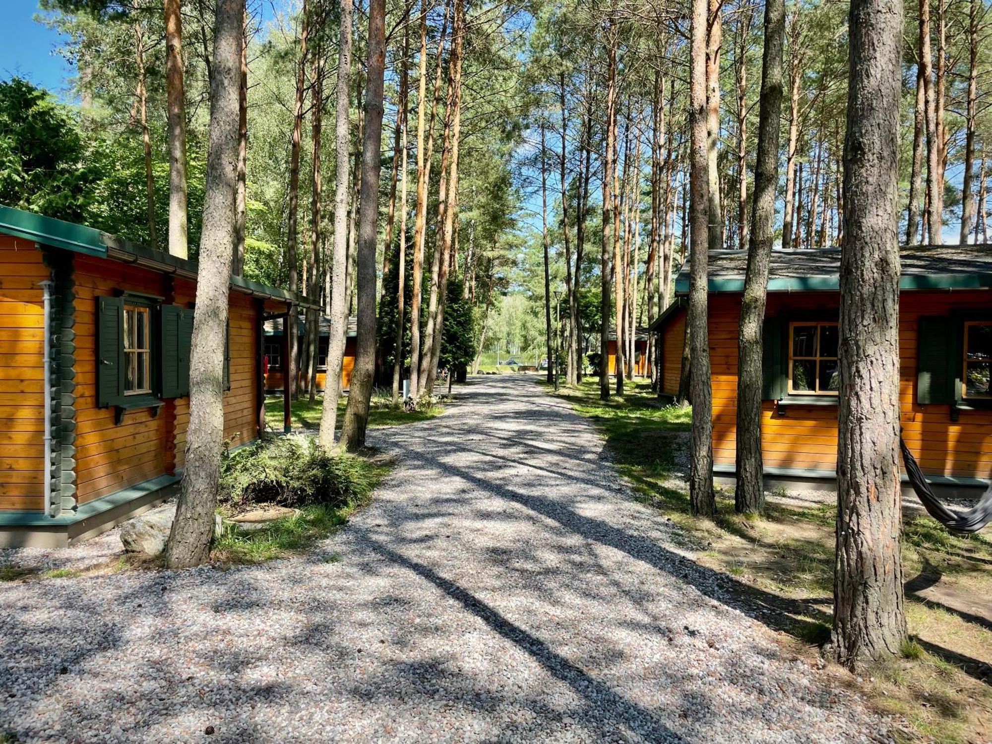 Osrodek Wypoczynkowy "Julia" W Samociazku Hotel Samociazek Exterior photo